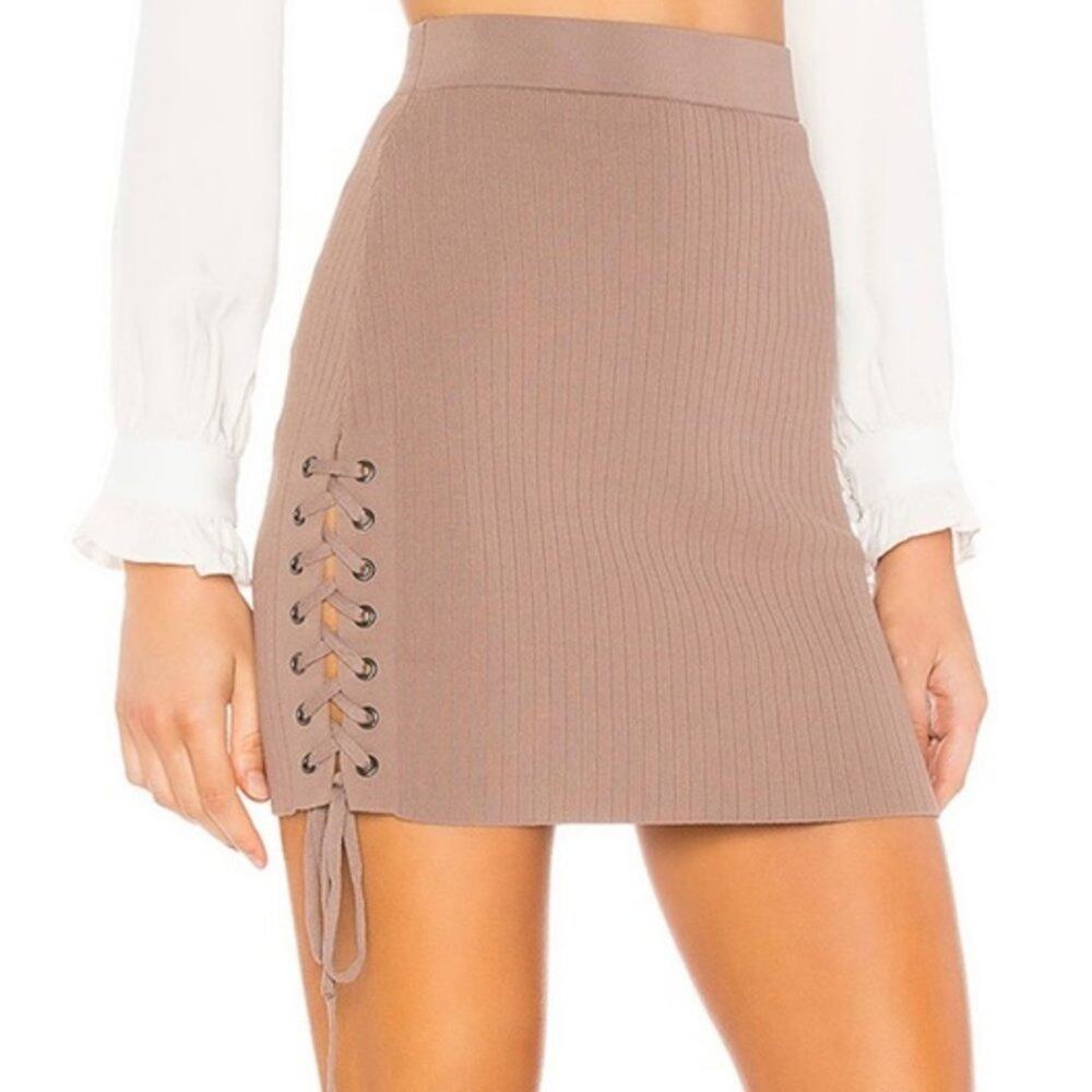 Revolve About Us Gianna Mini Skirt in Toffee NWOT Size Small